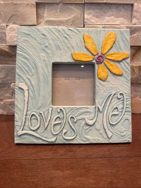 "Loves Me" Decorative Picture Frame in Light Blue with Yellow Flower